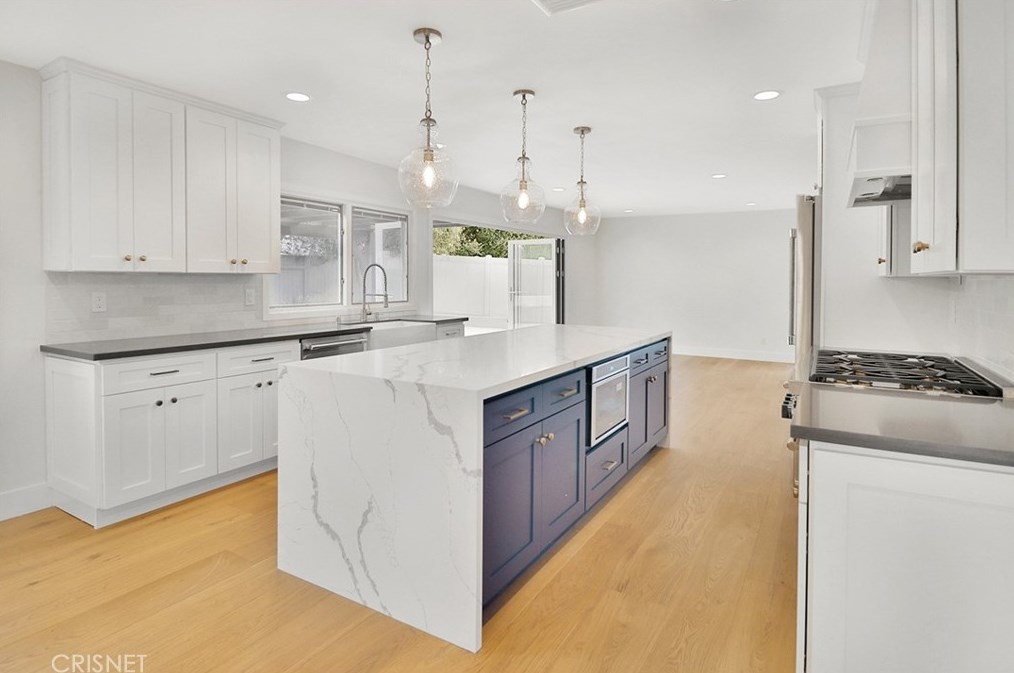 1632 Camberwell Pl, Thousand Oaks CA  91361-1507 exterior