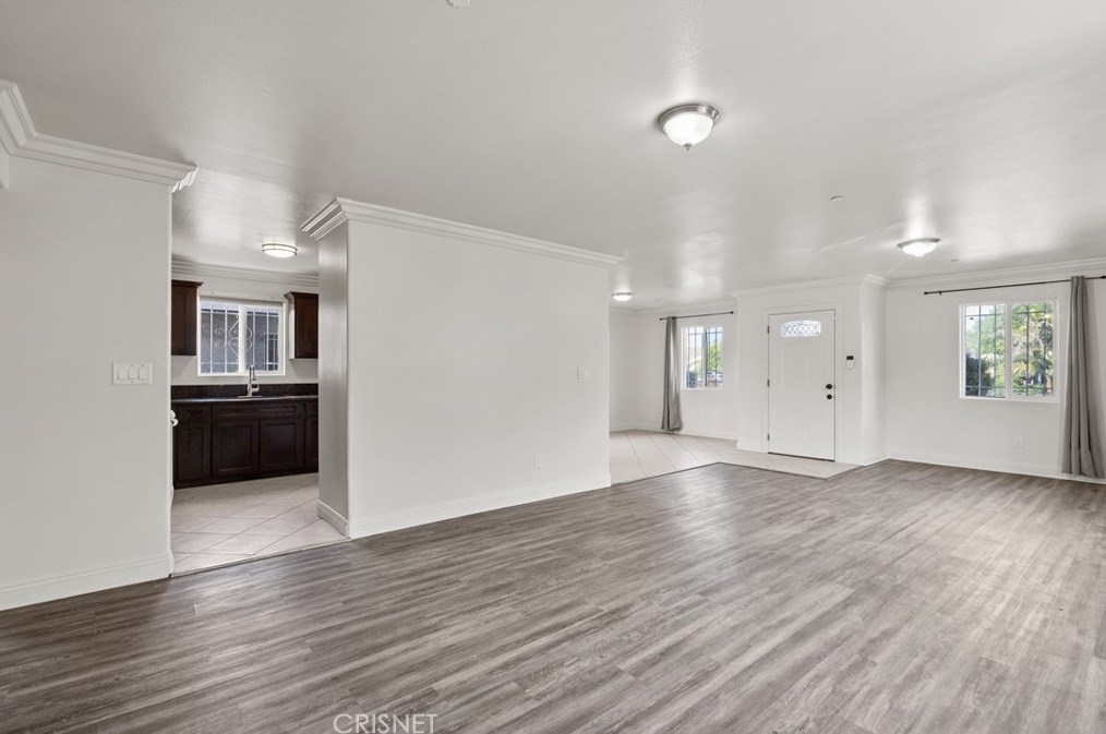 524 85th St, Los Angeles CA  90044-5820 exterior