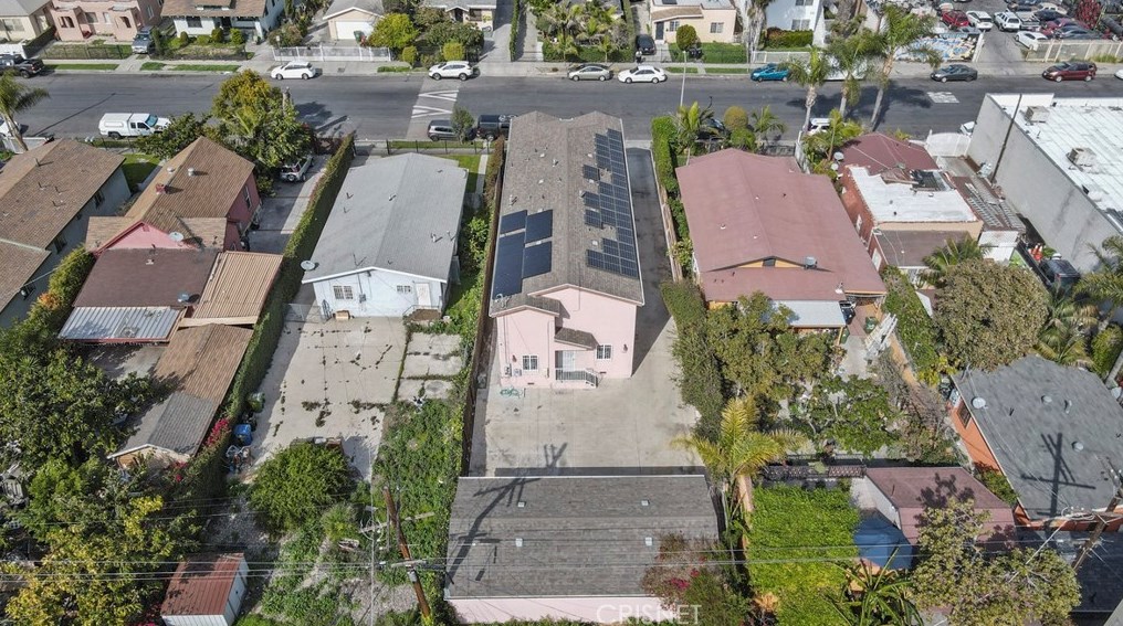 524 85th St, Los Angeles CA  90044-5820 exterior