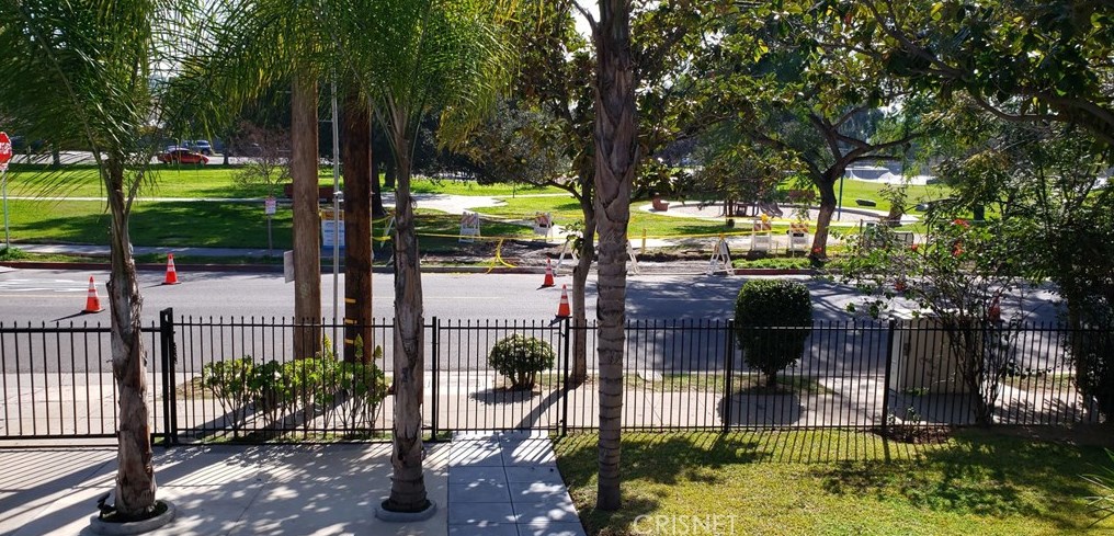 6273 Meridian St, Los Angeles CA  90042-2841 exterior