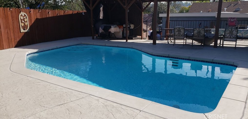 6273 Meridian St, Los Angeles CA  90042-2841 exterior
