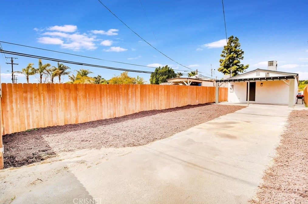 13170 Mercer St, Los Angeles CA  91331-2434 exterior