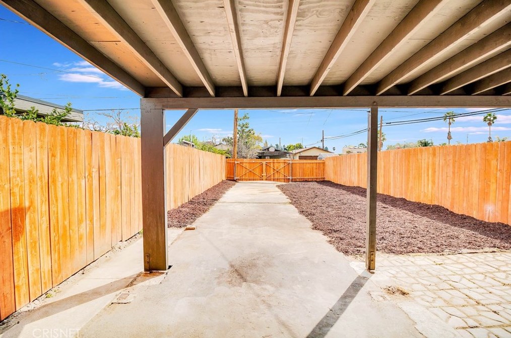 13170 Mercer St, Los Angeles CA  91331-2434 exterior