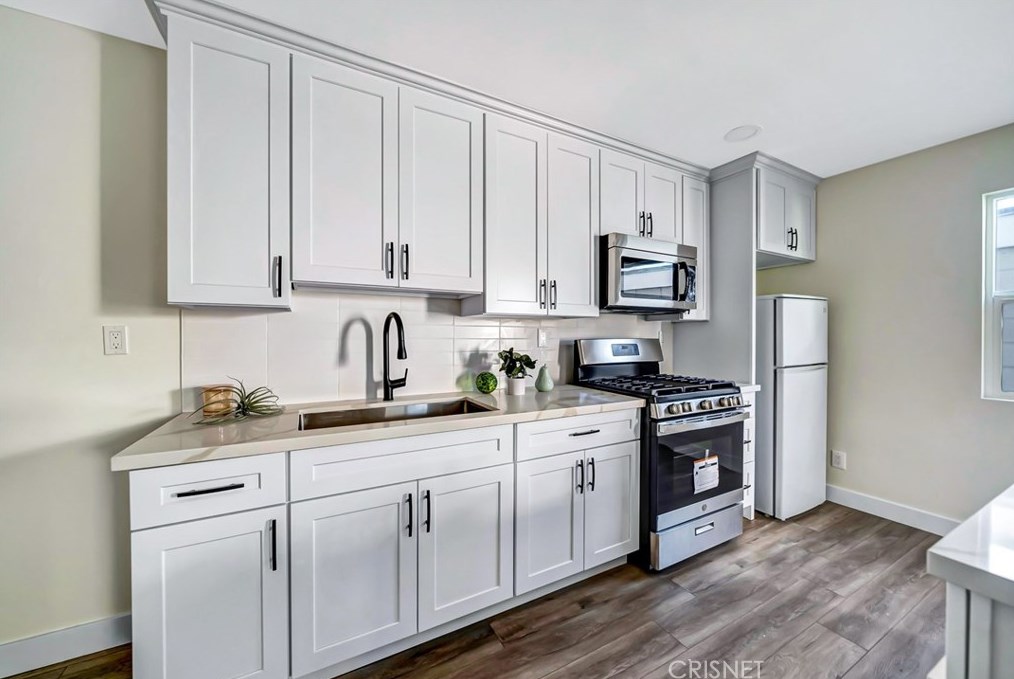 10745 Tabor St, Los Angeles CA  90034-5511 exterior