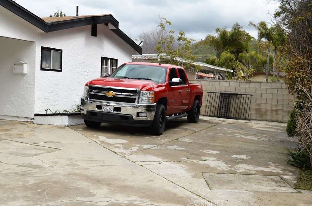12857 Eustace St, Los Angeles CA  91331-1038 exterior