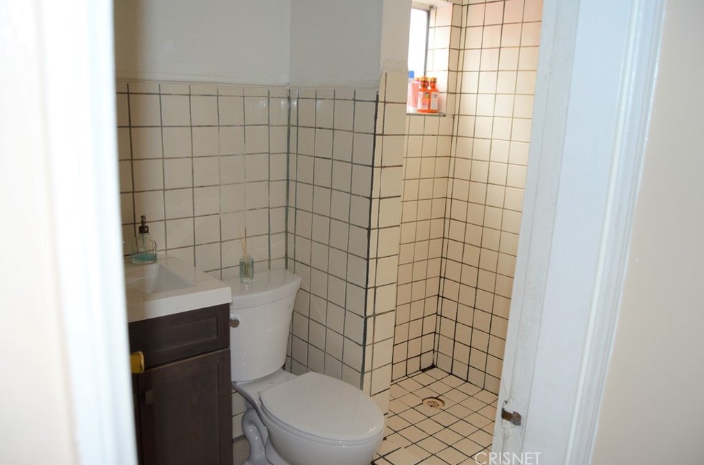12857 Eustace St, Los Angeles CA  91331-1038 exterior