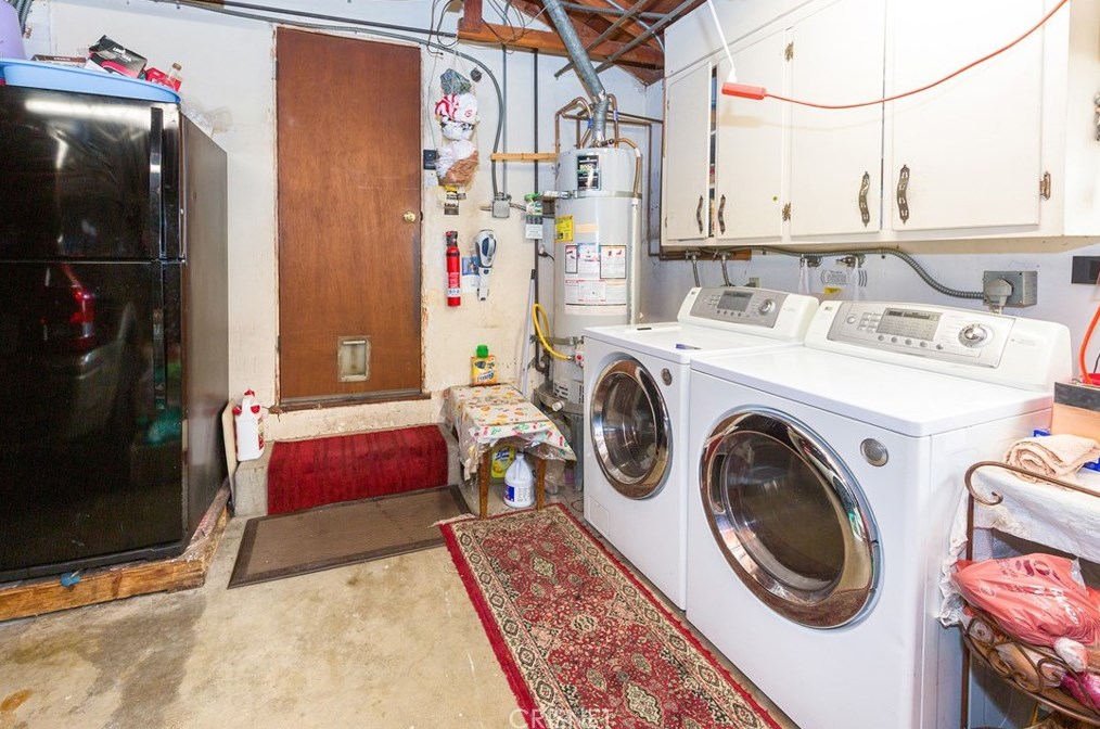 10421 Amestoy Ave, San Fernando CA  91344-6226 exterior