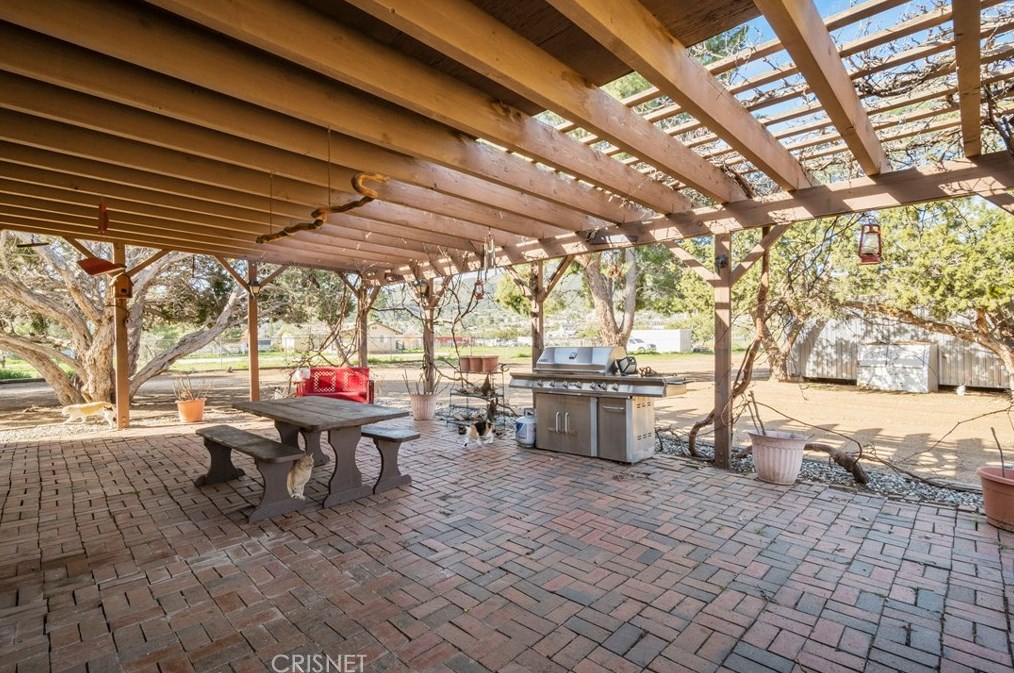 32501 Crown Valley Rd, Acton CA  93510-2619 exterior