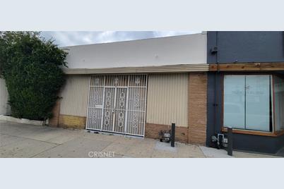 5641 Cahuenga Blvd, North Hollywood, CA 91601 - MLS SR23044748 - Coldwell  Banker