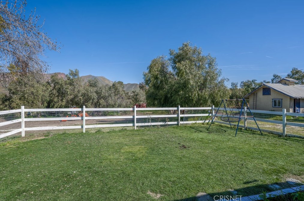 29100 Bootlegger Canyon Rd, Acton CA  93510-2204 exterior