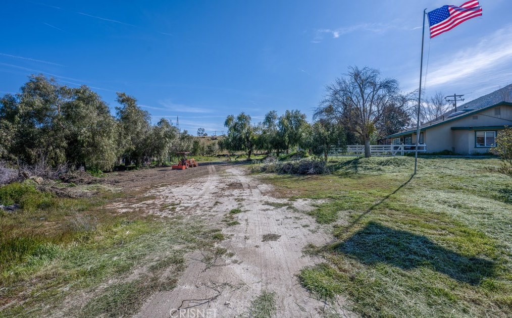 29100 Bootlegger Canyon Rd, Acton CA  93510-2204 exterior