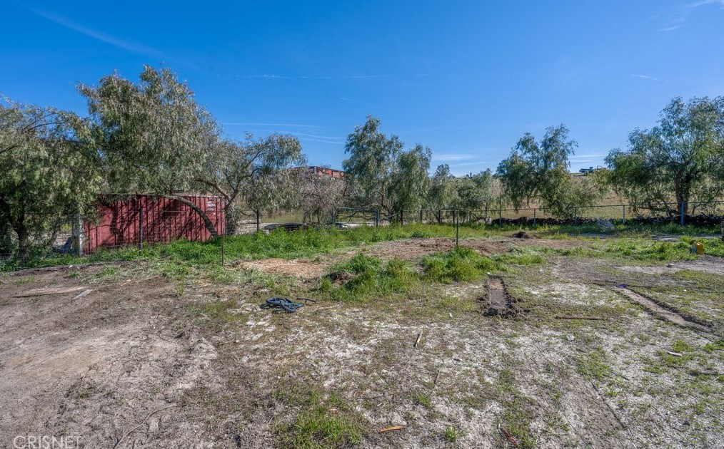 29100 Bootlegger Canyon Rd, Acton CA  93510-2204 exterior