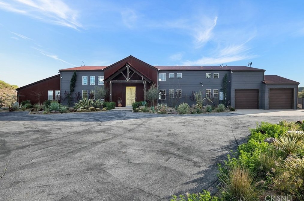 32194 Mulholland Hwy, Malibu CA  90265-2422 exterior