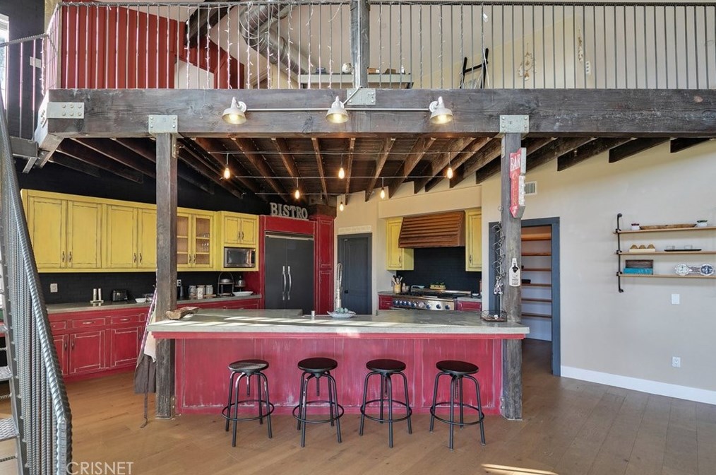 32194 Mulholland Hwy, Malibu CA  90265-2422 exterior