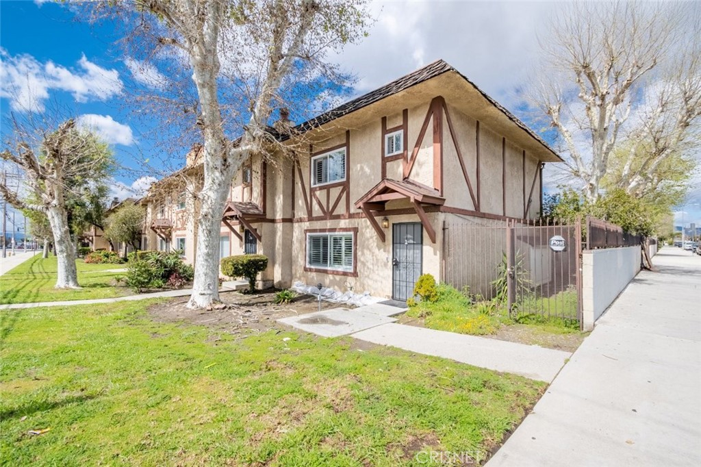 14333 Van Nuys Blvd 1, Arleta, CA 91331 MLS SR23053156 Coldwell Banker