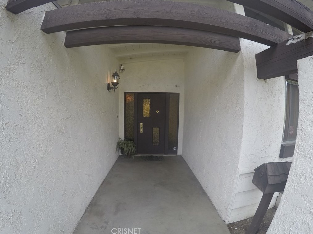 7467 Zelzah Ave, Los Angeles CA  91335-3222 exterior