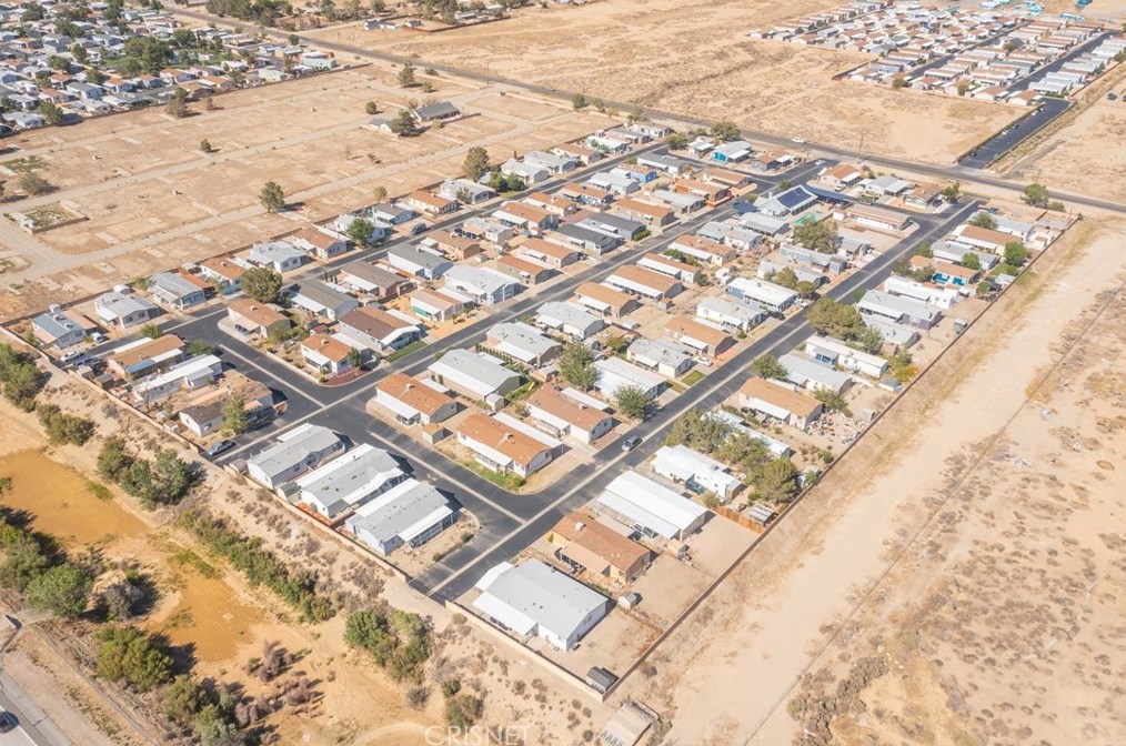 1555 Allison Ln, Tropico Village CA  93560-6147 exterior