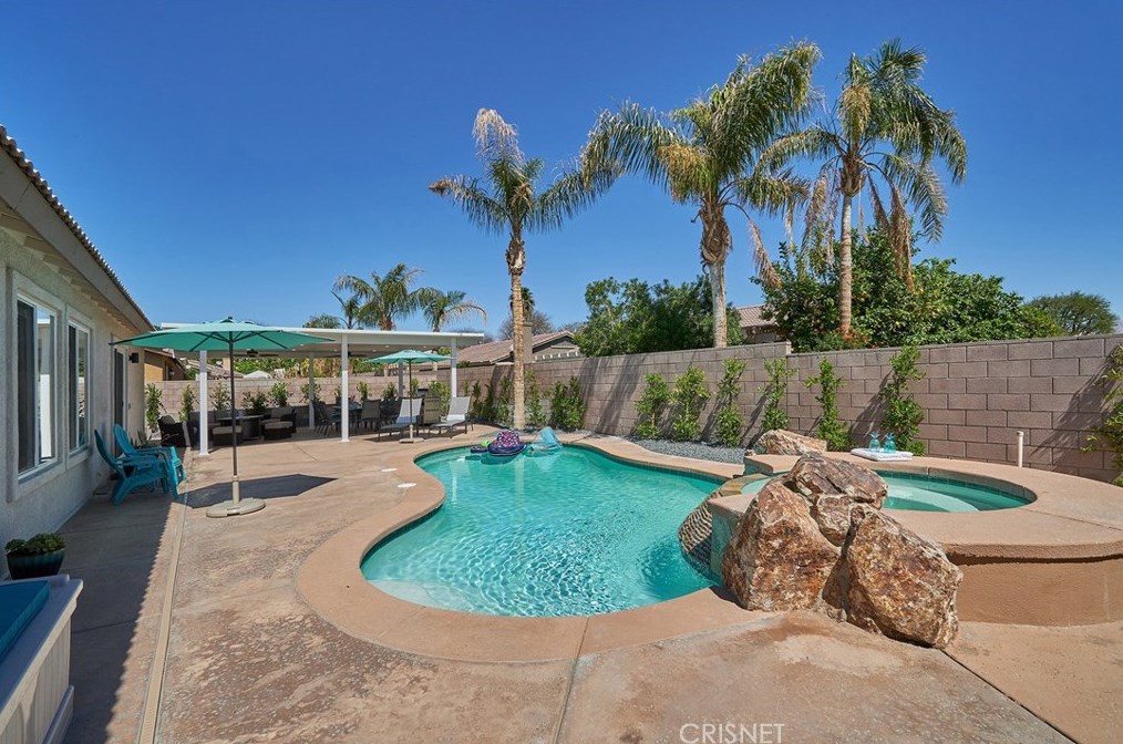 45540 Coldbrook Ln, La Quinta CA  92253-4182 exterior