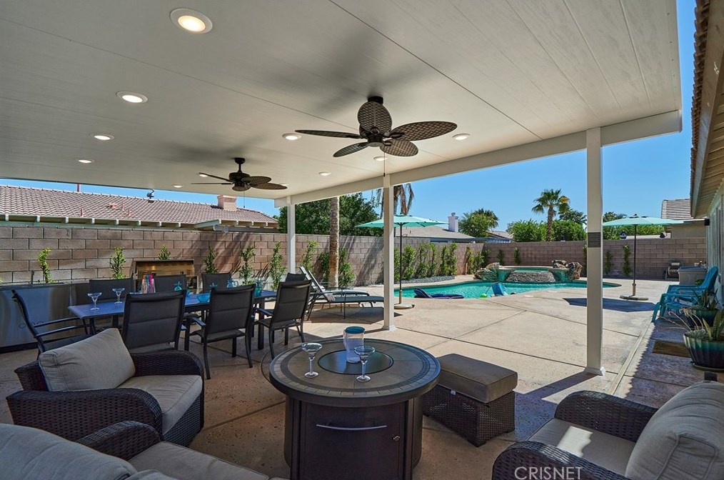 45540 Coldbrook Ln, La Quinta CA  92253-4182 exterior