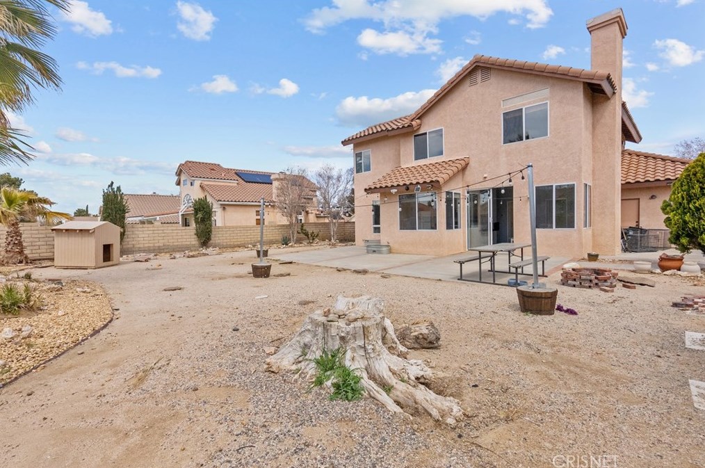 39909 Tesoro Ln, Palmdale CA  93551-4860 exterior