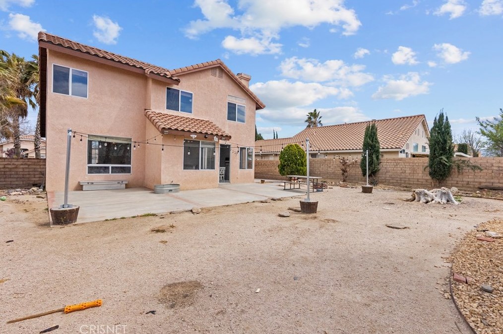 39909 Tesoro Ln, Palmdale CA  93551-4860 exterior