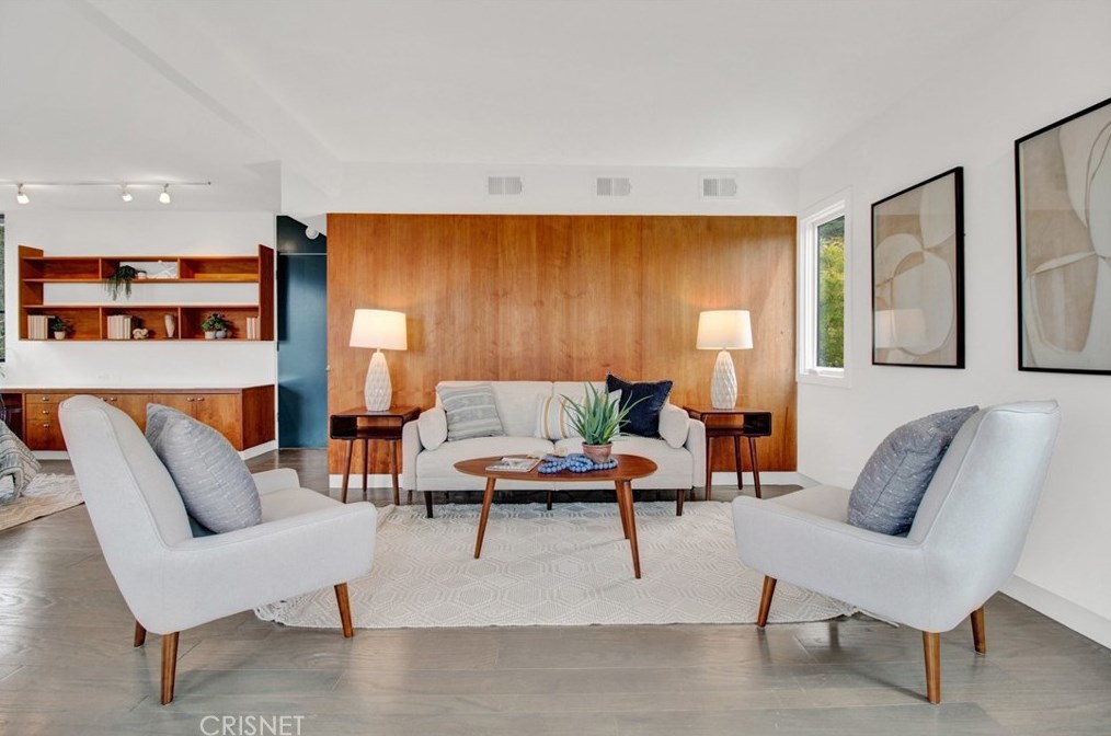 10225 Scenario Ln, Los Angeles CA  90077-2411 exterior