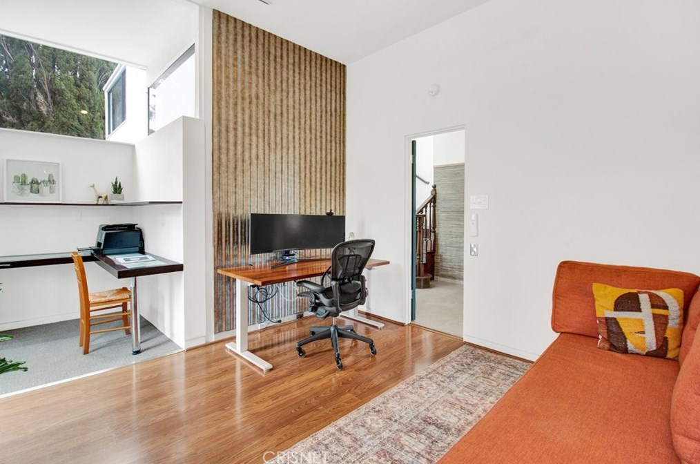 10225 Scenario Ln, Los Angeles CA  90077-2411 exterior
