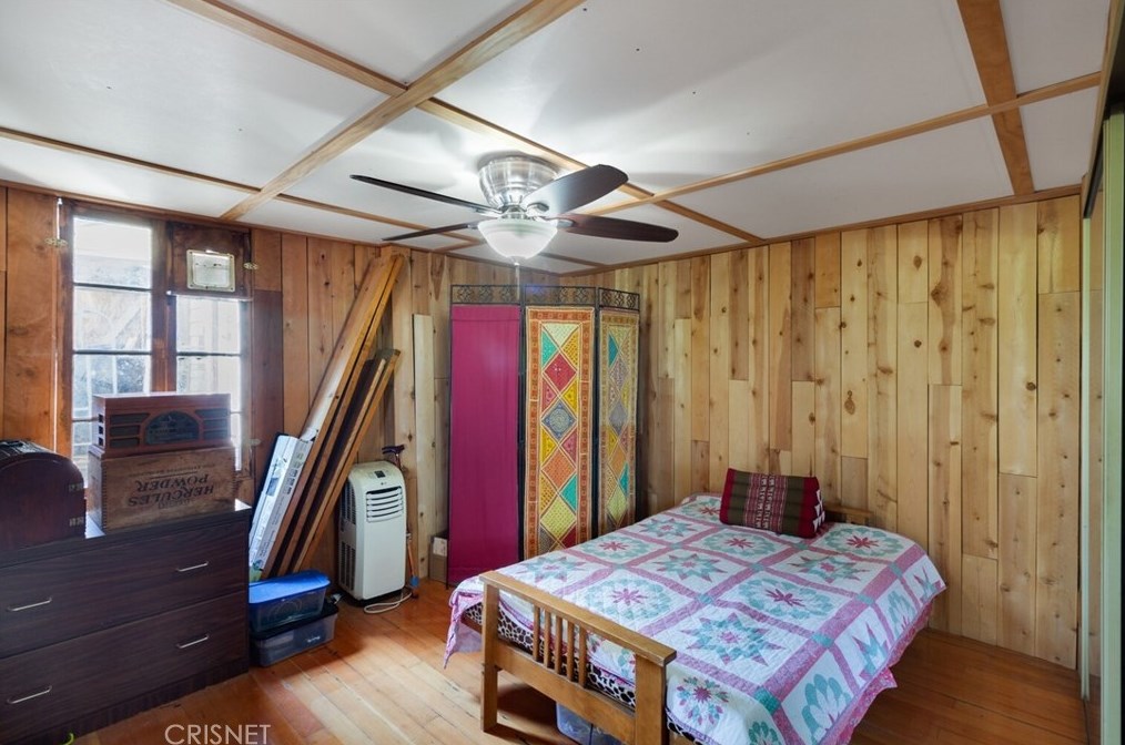 480 Crane Blvd, Los Angeles CA  90065-5053 exterior