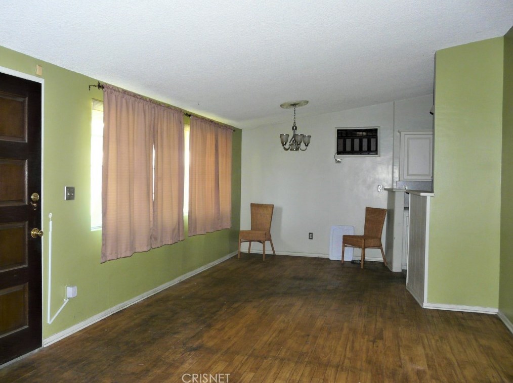 12736 Montford St, Los Angeles CA  91331-1116 exterior