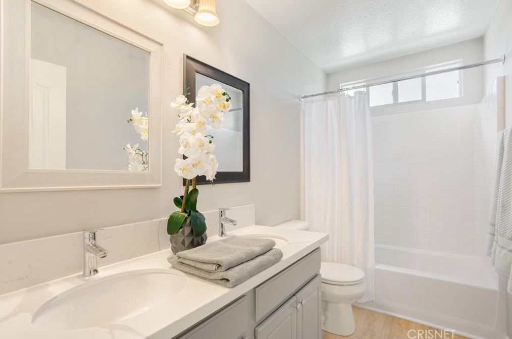 33593 Nandina Ln, Murrieta CA  92563-3401 exterior