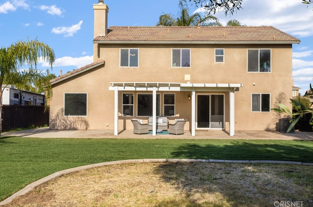 33593 Nandina Ln, Murrieta CA  92563-3401 exterior