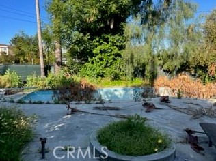 18720 Redwing St, Los Angeles CA  91356-3316 exterior
