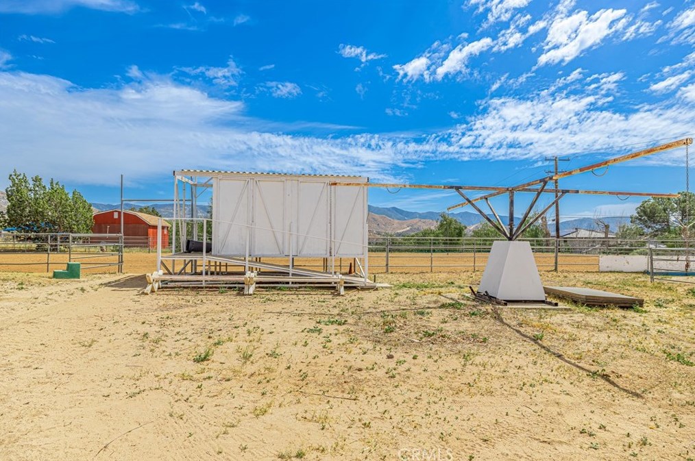 33141 Listie Ave, Acton CA  93510-1411 exterior