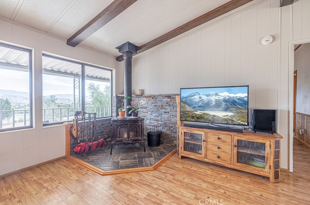 33141 Listie Ave, Acton CA  93510-1411 exterior