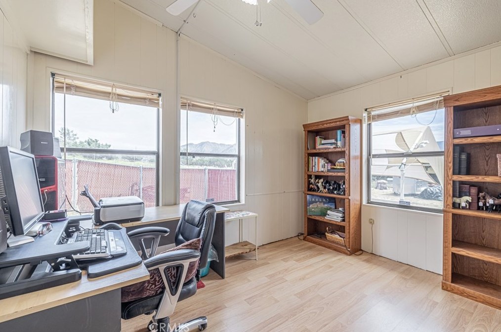 33141 Listie Ave, Acton CA  93510-1411 exterior