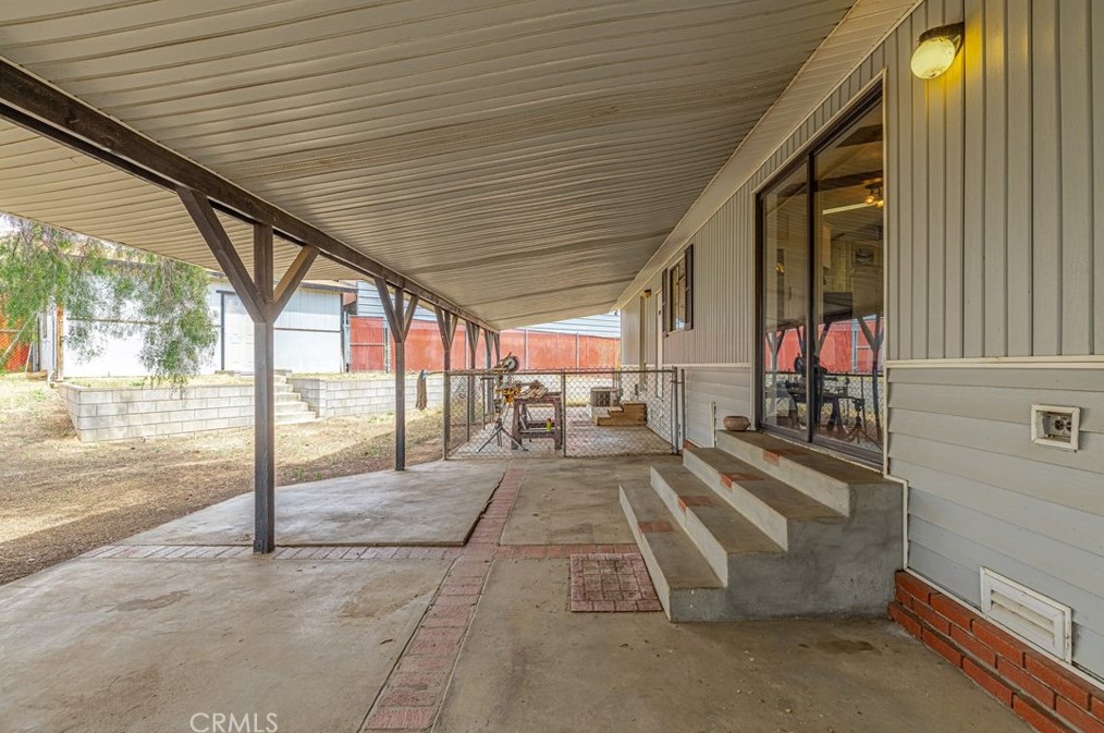 33141 Listie Ave, Acton CA  93510-1411 exterior