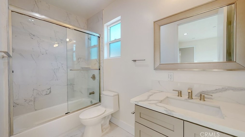 11621 Ayres Ave, Los Angeles CA  90064-2905 exterior