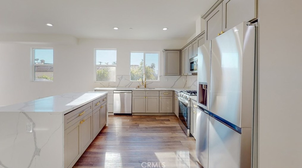 11621 Ayres Ave, Los Angeles CA  90064-2905 exterior