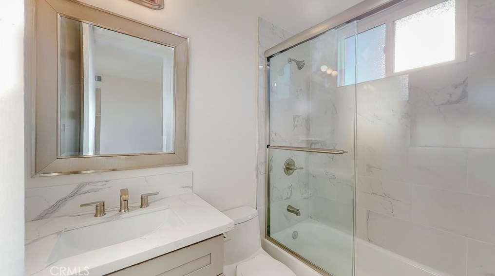 11621 Ayres Ave, Los Angeles CA  90064-2905 exterior