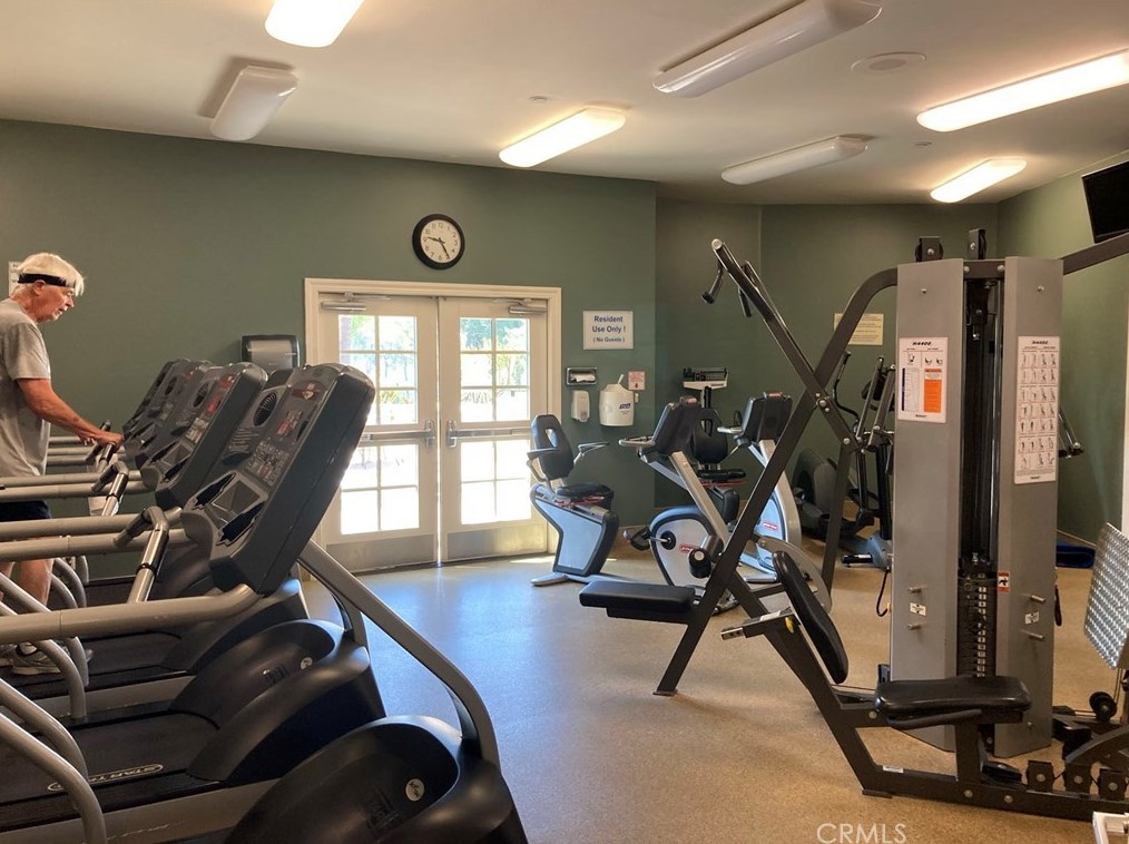 5440 Riviera Ave, Banning CA  92220-5200 exterior