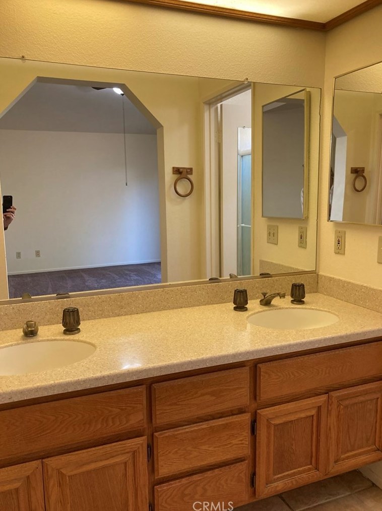 5440 Riviera Ave, Banning CA  92220-5200 exterior