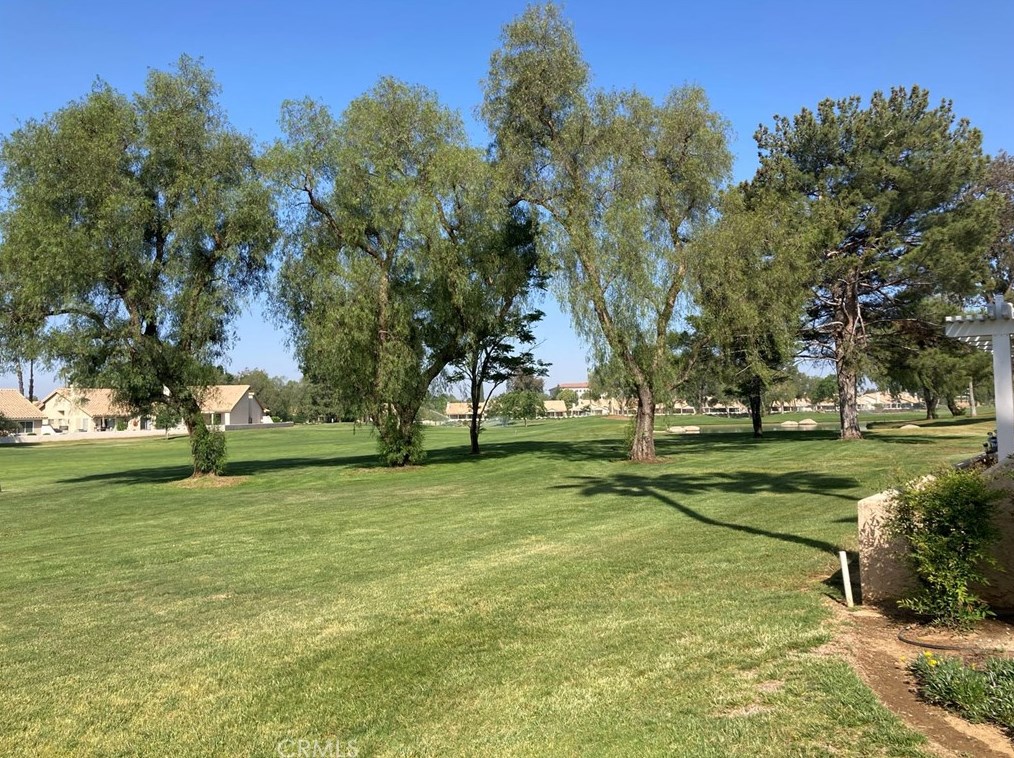 5440 Riviera Ave, Banning CA  92220-5200 exterior