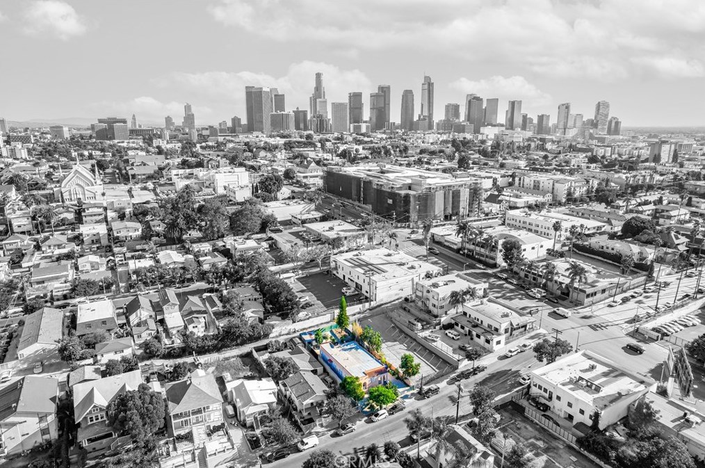 120 Westlake Ave, Los Angeles CA  90026-5331 exterior