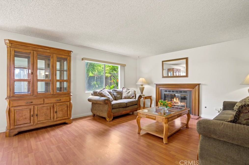 11339 Dronfield Ave, Los Angeles CA  91331-1060 exterior