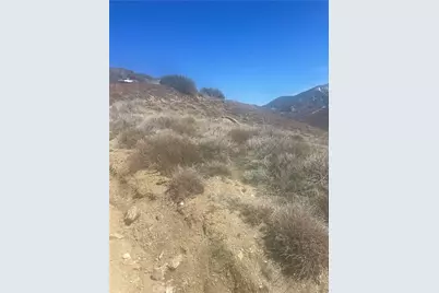 17450 Matterhorn Drive, Tehachapi, CA 93561 - Photo 3