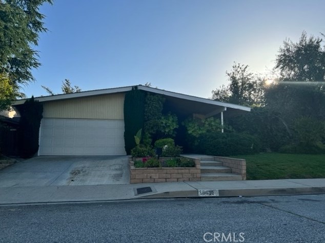 16632 Park Lane Cir, Los Angeles CA  90049-1147 exterior