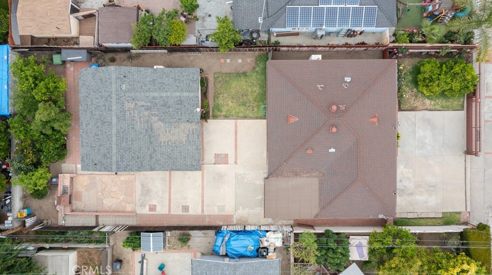 9663 Amboy Ave, Los Angeles CA  91331-3705 exterior
