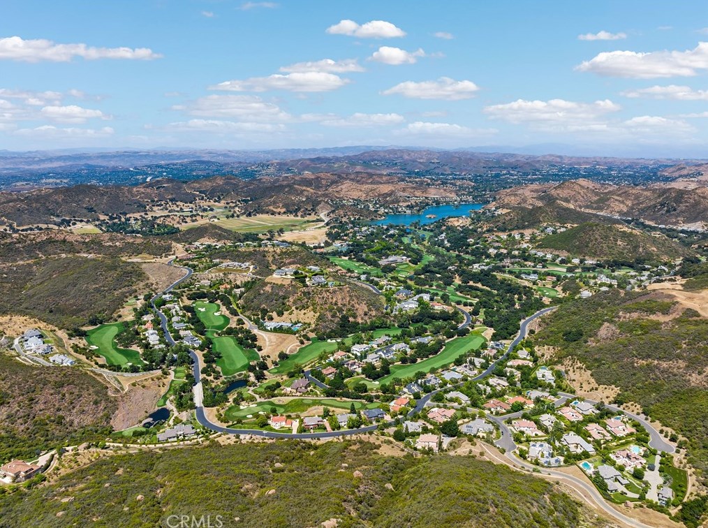 2816 Ladbrook Way, Thousand Oaks CA  91361-5325 exterior