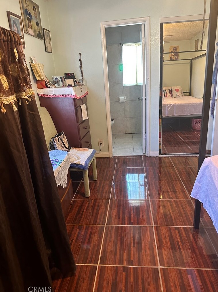 12978 Kagel Cyn St, Los Angeles CA  91331-3213 exterior