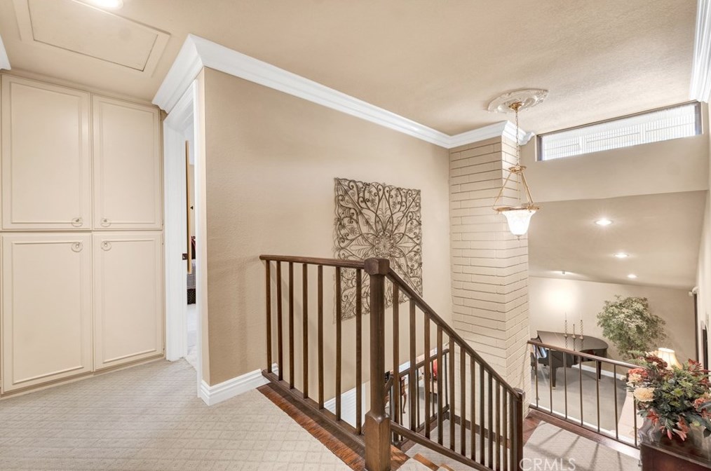 4338 Deerpark Ct, Thousand Oaks CA 91361-4512 exterior